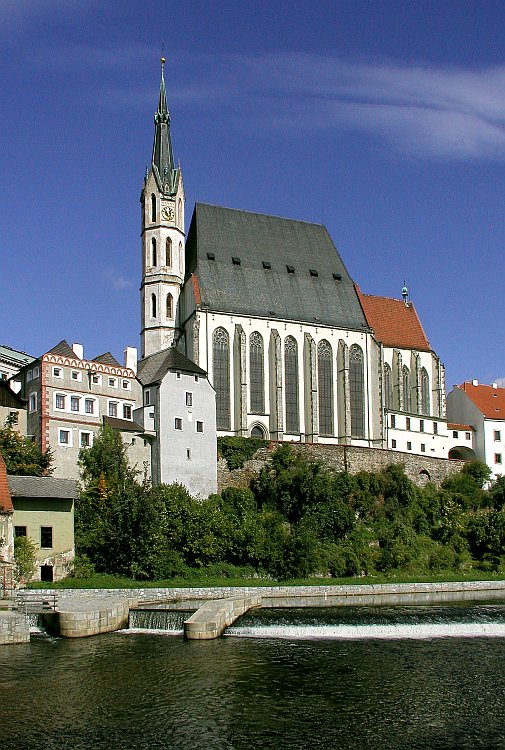 Blick vom Stadtpark auf die Kirche St. Veit in Český Krumlov, Foto: Lubor Mrázek