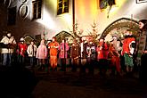 3rd Advent Sunday - Joint singing at the Christmas Tree, Advent and Christmas in Český Krumlov 2010, photo by: Lubor Mrázek