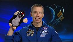 Astronauti Andrew Feustel a krteček navštíví i Český Krumlov