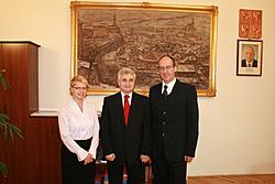 5. prosince 2011 - Starosta Dalibor Carda, místostarostka Jitka Zikmundová a předseda Senátu Parlamentu České republiky Milan Štěch