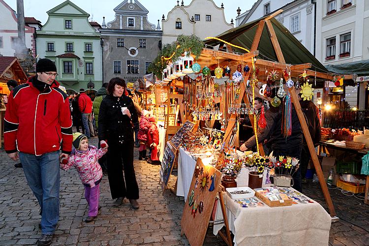 3rd Advent Sunday - Post Office of Baby Jesus at Golden Angel Arrival of the White Lady, Český Krumlov, 11.12.2011