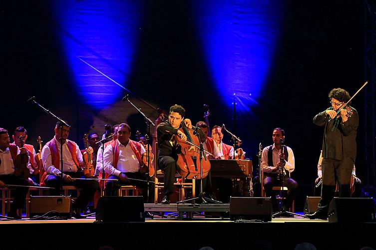Gypsy Virtuoso Orchestra, 25.7.2014, Mezinárodní hudební festival Český Krumlov