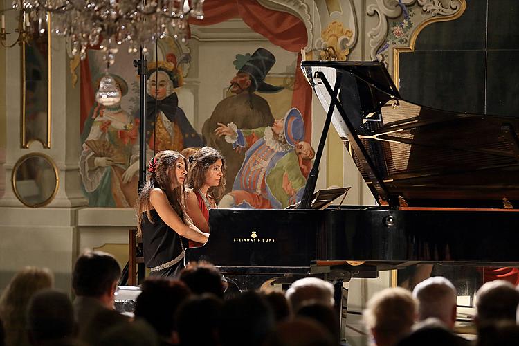 Ferhan und Ferzan Önder (Klavier) - Klavier-Rezital, 7.8.2014, Internationales Musikfestival Český Krumlov