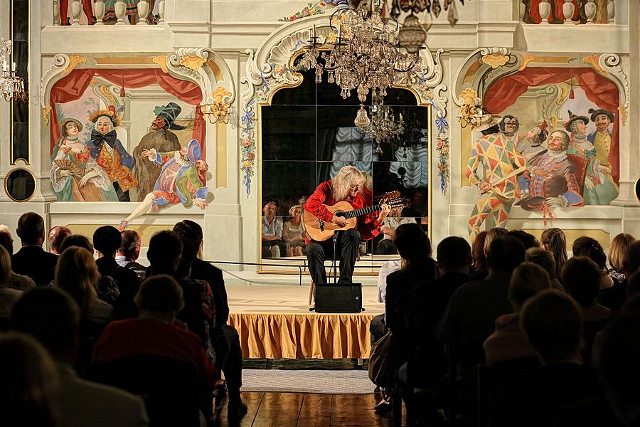 Lubomír Brabec (kytara) - komorní koncert, 29.7.2015, Mezinárodní hudební festival Český Krumlov