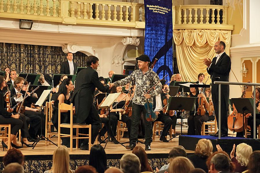 Pavel Šporcl (Violine), Südböhmische Kammerphilharmonie Budweis, Jan Talich (Dirigent), 31.7.2015, Internationales Musikfestival Český Krumlov