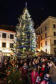 1. Adventssontag - Musikalisch-poetische Eröffnung des Advents Verbunden mit der Beleuchtung des Weihnachtsbaums, Český Krumlov 27.11.2016, Foto: Lubor Mrázek