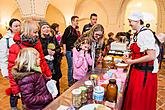 Český Krumlov Monasteries: Craft Workshop and Christmas, Decoration Making, 17.12.2016, photo by: Lubor Mrázek