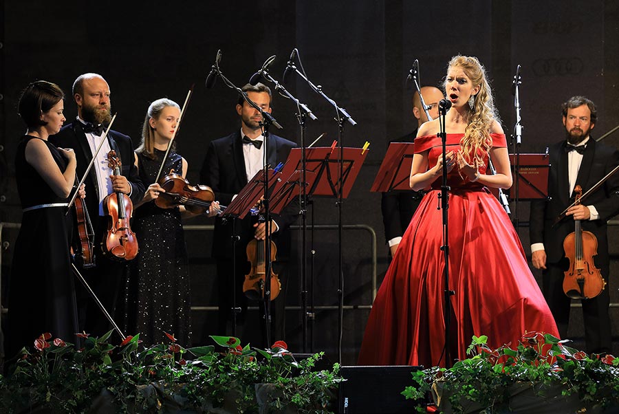 Kristýna Kůstková a Nikola Uramová (soprán), Barocco sempre giovane, 26.7.2019, Mezinárodní hudební festival Český Krumlov