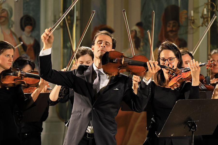 Vahid Khadem-Missagh (dirigent, housle), Allegro Vivo Chamber Orchestra, 1.8.2019, Mezinárodní hudební festival Český Krumlov
