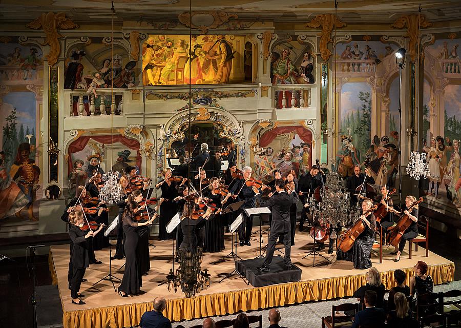 Vahid Khadem-Missagh (conductor, violin), Allegro Vivo Chamber Orchestra, 1.8.2019, Internationales Musikfestival Český Krumlov
