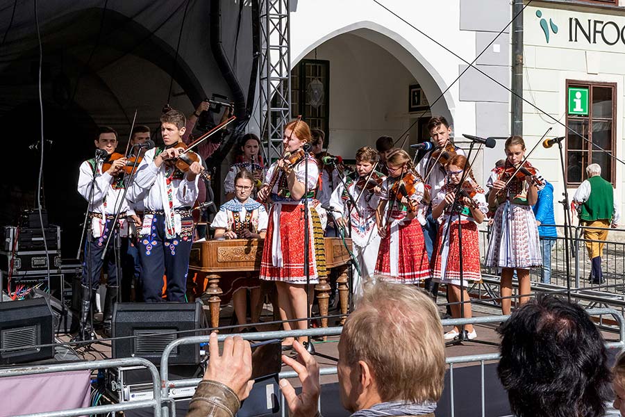 Saint Wenceslas Celebrations and International Folk Music Festival 2019 in Český Krumlov, Saturday 28th September 2019
