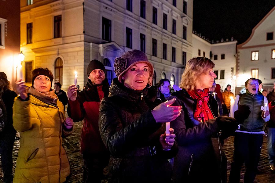 30 let po sametu - setkání lidí dobré vůle k připomenutí 30. výročí Sametové revoluce v Českém Krumlově, 17.11.2019