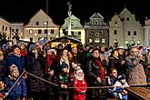 Gemeinsames Singen am Weihnachtsbaum, 3. Adventssonntag in Český Krumlov 15.12.2019, Foto: Lubor Mrázek