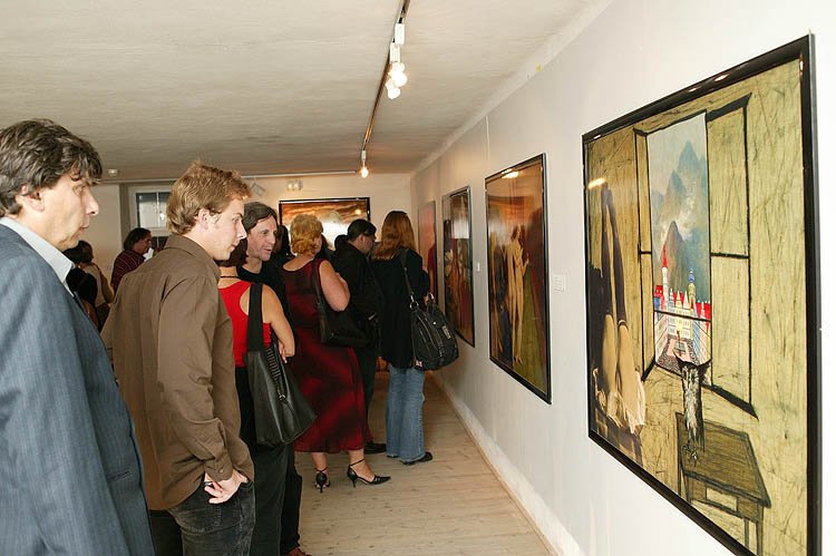 Vernisáž výstavy Milana Knížáka v Egon Schiele Art Centru Český Krumlov, 4. září 2004, foto: Libor Sváček