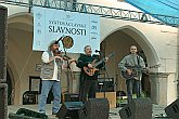 Bubáci - folk a country trio, Svatováclavské slavnosti 2004, foto: © Lubor Mrázek 