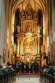 St.-Wenzels-Fest 2004 - Besichtigung der Kirche St. Veit und feierliches Konzert anlässlich des St.-Wenzels-Festes, Foto: © Lubor Mrázek 