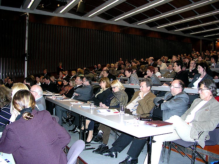 1. turistická konference v lineckém Design Centru na téma „Linz - evropské hlavní město kultury 2009“., foto: Jitka Plouharová