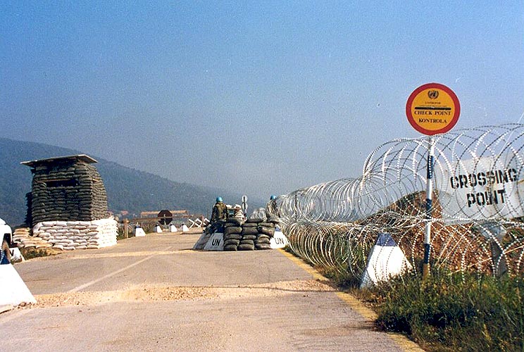 UNPROFOR, crossingpoint OTOČAC, 1994