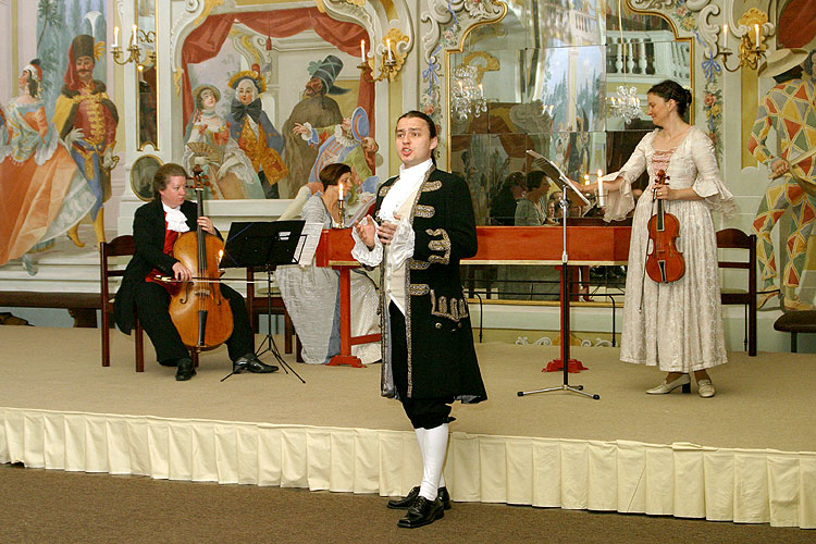 Barokní noc na zámku Český Krumlov ®, 9. července 2005, Festival komorní hudby Český Krumlov, foto: © Lubor Mrázek