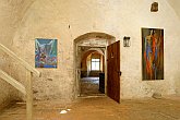 Výstava Karla Hrubeše v klášteře ve Zlaté Koruně, 2. srpna 2005, foto: © Lubor Mrázek 