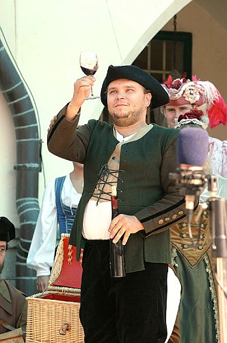 Průvod vinařů a pivovarníků, Svatováclavské slavností 2005 v Českém Krumlově, foto: © Lubor Mrázek