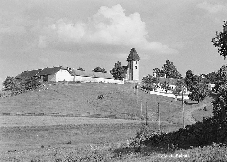 Kostel v Boleticích, historická fotografie, foto: Fotoatelier Seidel