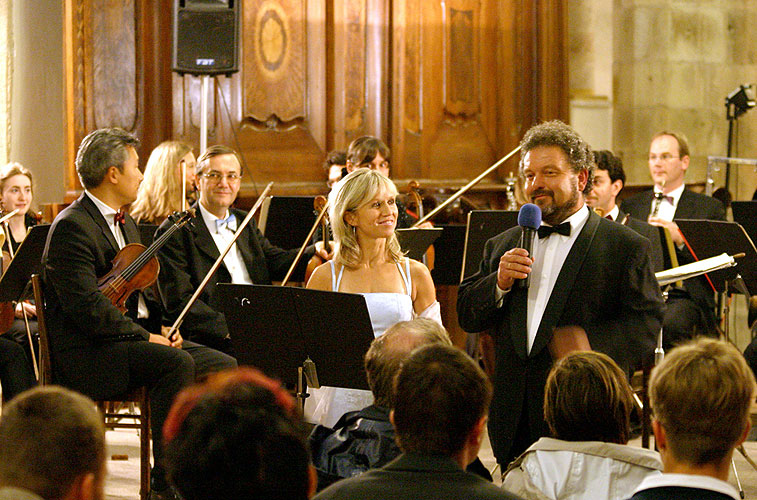 Partnerský koncert s rakouským festivalem Academia Allegro Vivo, klášterní kostel, 10.8.2006, Královský hudební festival Zlatá Koruna, foto: © 2006 Lubor Mrázek