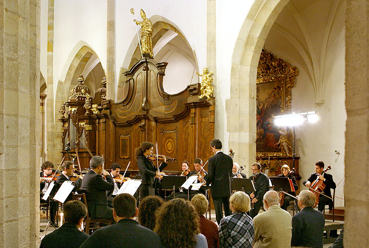 Partner concert with an Austrian festival Academia Allegro Vivo, Closter Church, 10th August 2006, Zlatá Koruna Royal Music Festival, photo: © 2006 Lubor Mrázek