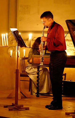 Ensemble Bona Fide - Barokní hudba, jak jste ji ještě neslyšeli, křížová chodba, 30.8.2006, Královský hudební festival Zlatá Koruna, foto: © 2006 Lubor Mrázek
