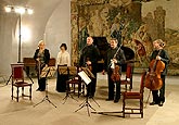 Vlachovo kvarteto (Vlachquartett) Praha, Naoko Knopp Nagaoka (Japan) - Klavier, Konzertsaal, 2.9.2006, Königliches Musikfestival Zlatá Koruna, Foto: © 2006 Lubor Mrázek 