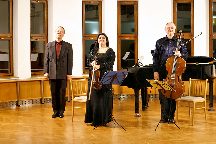 České trio, Křemže - sál radnice, 3.10.2006, Královský hudební festival Zlatá Koruna, foto: © 2006 Lubor Mrázek