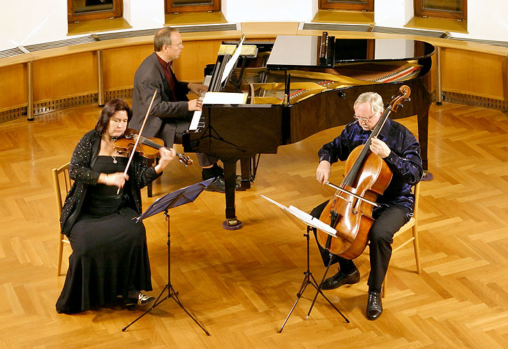 Czech Trio, Křemže - Town Hall, 3rd October 2006, Zlatá Koruna Royal Music Festival, photo: © 2006 Lubor Mrázek