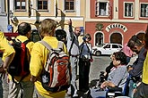 Speciální prohlídky města Český Krumlov pro handicapované, Den s handicapem - Den bez bariér, 9. a 10. září 2006, foto: © 2006 Lubor Mrázek 