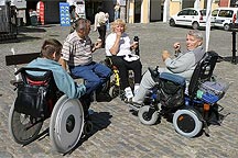 Program na Náměstí Svornosti v Českém Krumlově, Den s handicapem - Den bez bariér, 9. a 10. září 2006, foto: © 2006 Lubor Mrázek 