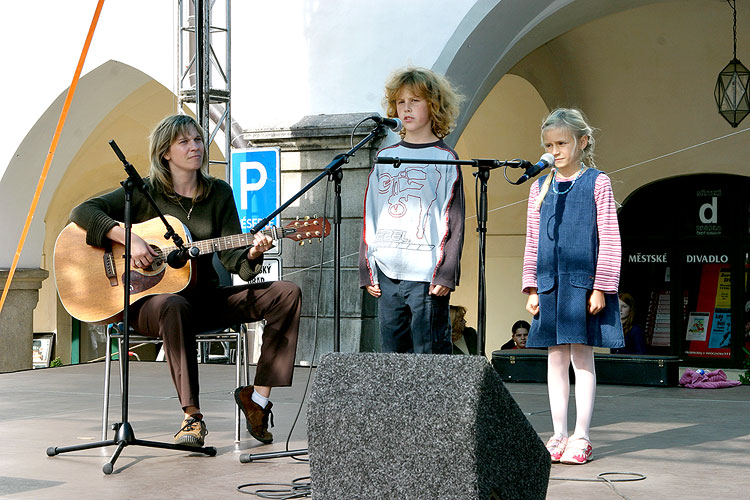 Konzert der Stars - es spielen efolgreiche Teilnehmer der diesjährigen Kinder-Porta, St.-Wenzels-Fest in Český Krumlov, 28.9. - 1.10.2006, Foto: © Lubor Mrázek