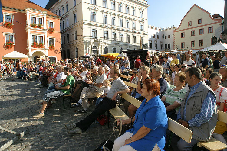 Saint Wenceslas market - Svornosti Town Square, Saint Wenceslas Celebrations in Český Krumlov, 28th September - 1st October 2006, photo: © Lubor Mrázek
