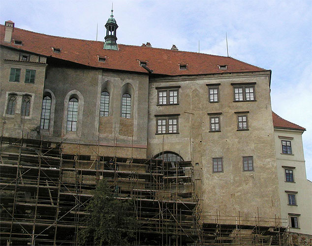 Südfassade der Oberen Burg des Schlosses Český Krumlov während der Rekonstruktion, Bildsquelle: Správa zámku Český Krumlov