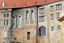 Český Krumlov Castle’s Southern Façade of the Upper Castle during restoration, source: Správa zámku Český Krumlov 
