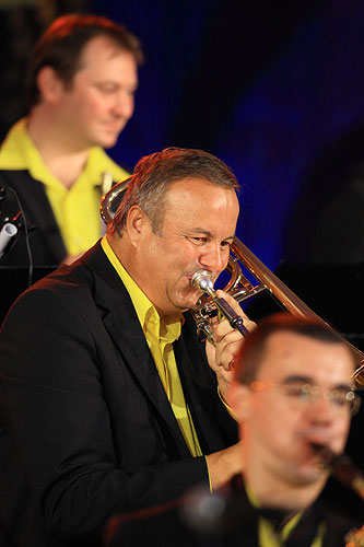 Bobby Shew (USA) - trumpet, Czech Big Company, 16.8.2008, International Music Festival Český Krumlov 2008, source: Auviex s.r.o., photo: Libor Sváček