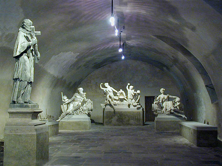 Castle Lapidarium in Český Krumlov - interior, panoramic view, foto: Lubor Mrázek