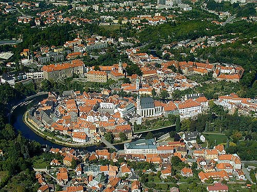 Letecký pohled na město Český Krumlov, foto: Lubor Mrázek 