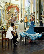 Pepe Romero s manželkou (Španělsko). Koncert v rámci projektu Europamusicale, Festival komorní hudby Český Krumlov 2000, foto: Lubor Mrázek 