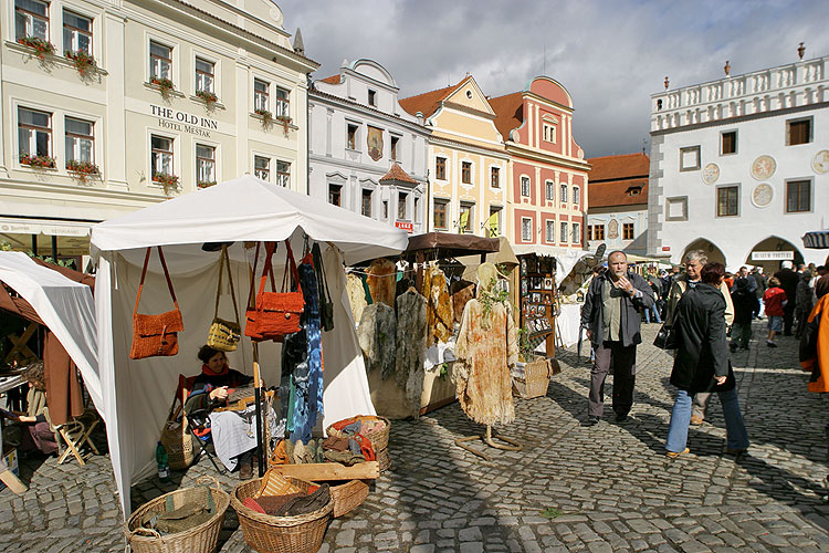 Trhy na náměstí Svornosti v Českém Krumlově