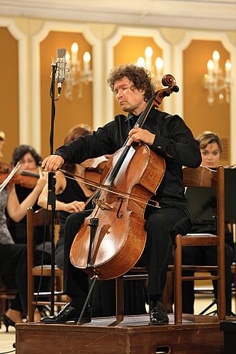 22.08.2009 - Prager Kammerphilharmonie, Kyrill Rodin - violoncello, Internationales Musikfestival Český Krumlov