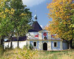 Kapelle auf dem Hügel Kreuzberg in der Stadt Český Krumlov 