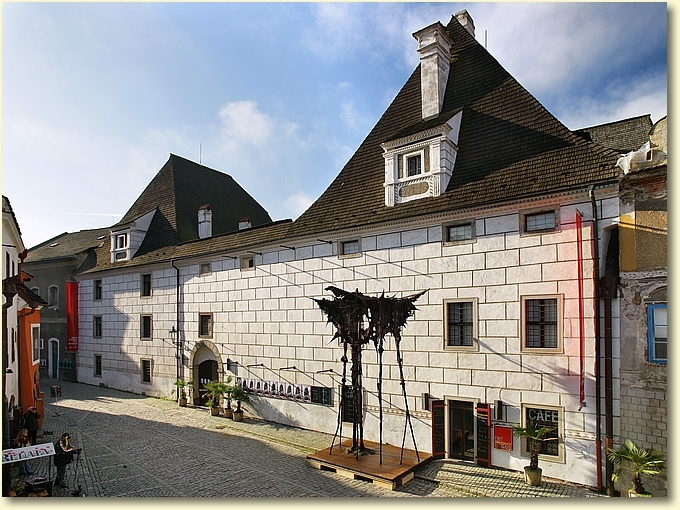 Egon Schiele Art Centrum, Archiv OIS