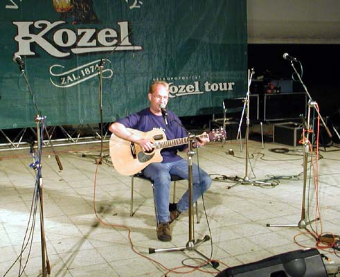 Hura do Krumlova, archiv festivalu 2002, ABP Center 7a