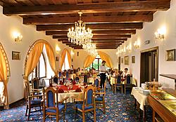 Hotel Gold - Club, restaurant