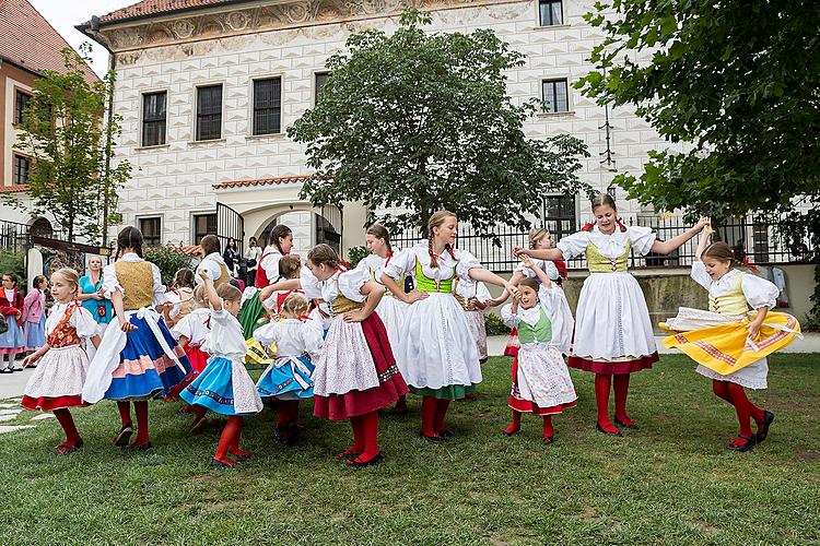 Mezinárodní folklórní festival ČK - roztančené město
