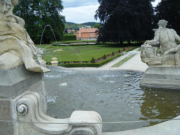 Pavla Benettová - Castle garden Český Krumlov